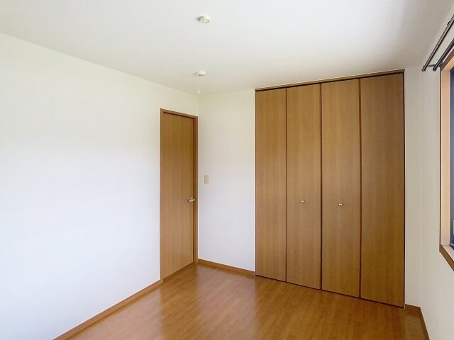 フローラ四月田 A棟の物件内観写真