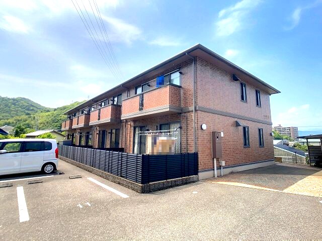 ウエスト孕の物件外観写真