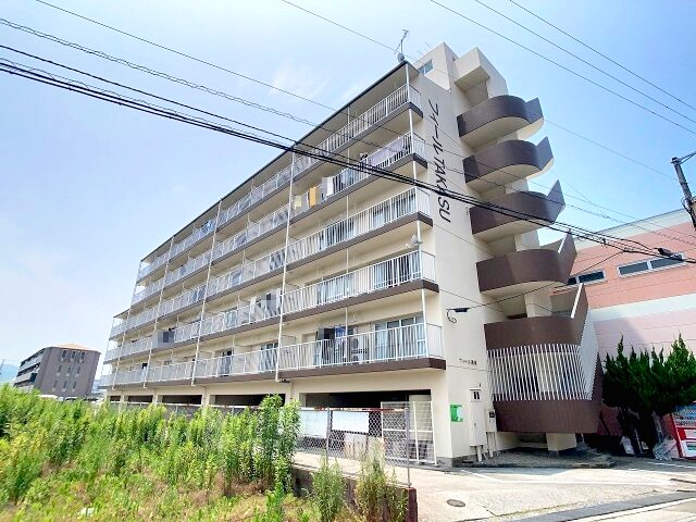 フィール高須の物件外観写真