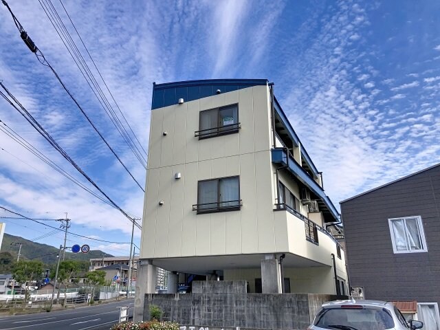 フラットミソノの物件外観写真