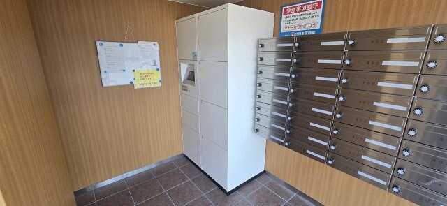 みつばちレジデンスの物件内観写真