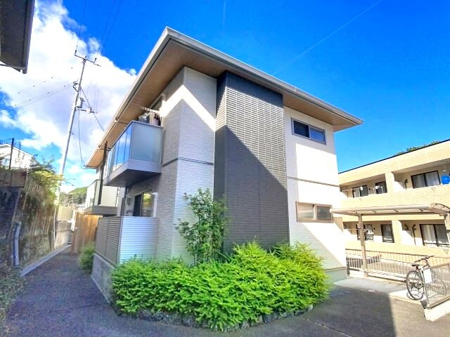 シャーメゾン ディオスエルマーナの物件外観写真