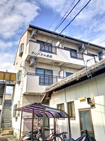 クレーデル高須の物件外観写真