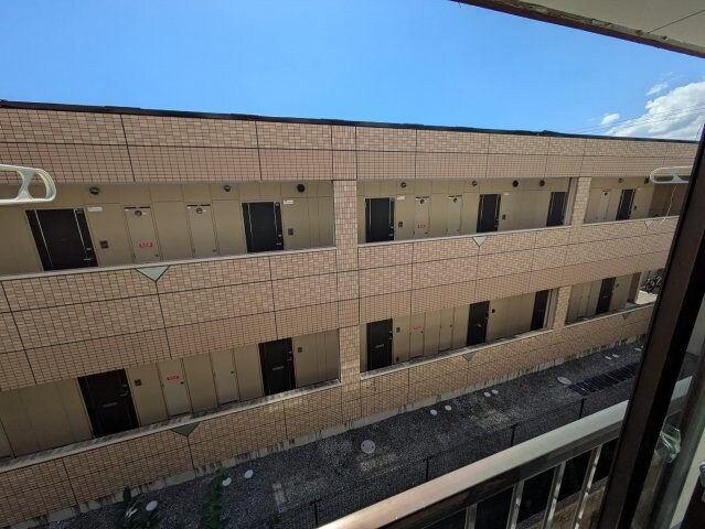 バレーベア若草の物件内観写真