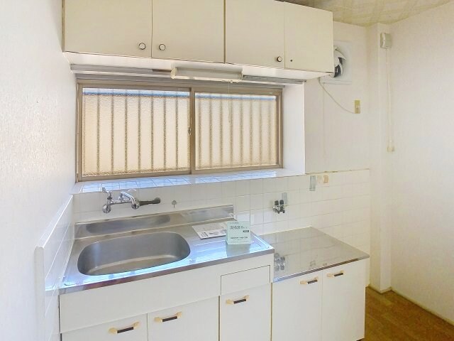 サンハイツ鴨部の物件内観写真