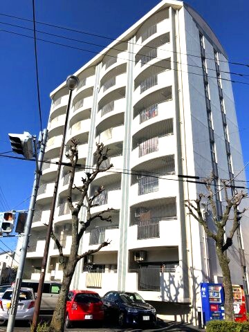 カームリヴの物件外観写真