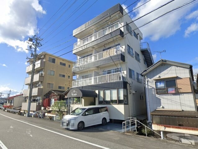 シティーライフHATAの物件外観写真