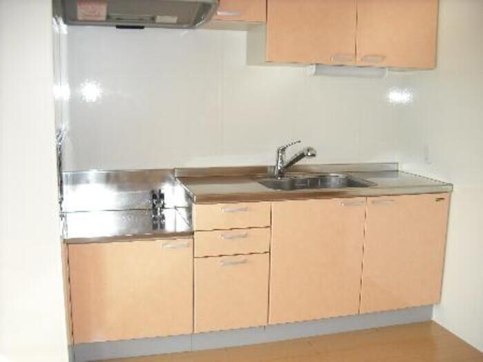 リビングタウン北川添 A棟の物件内観写真