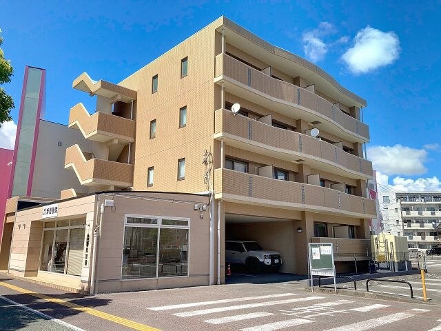 メゾンドフォンテヌの物件外観写真