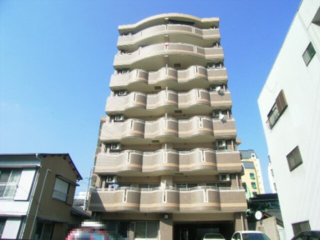 Clare Fujimoto 南棟の物件外観写真