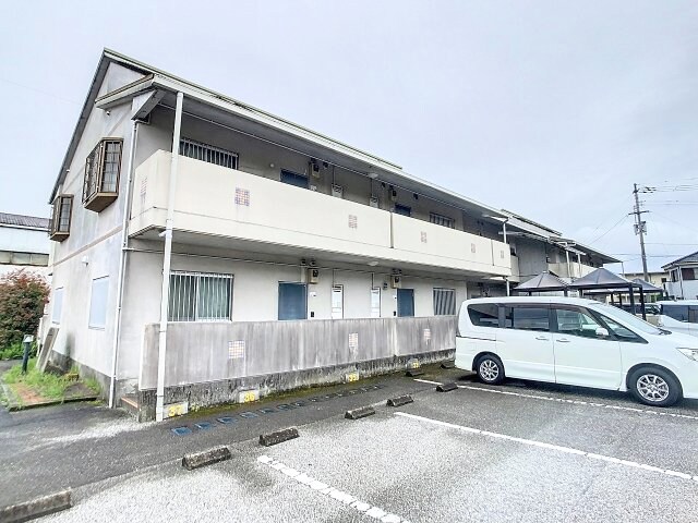 ビラ・プリンチぺⅡの物件外観写真