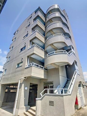 池本マンションの物件外観写真