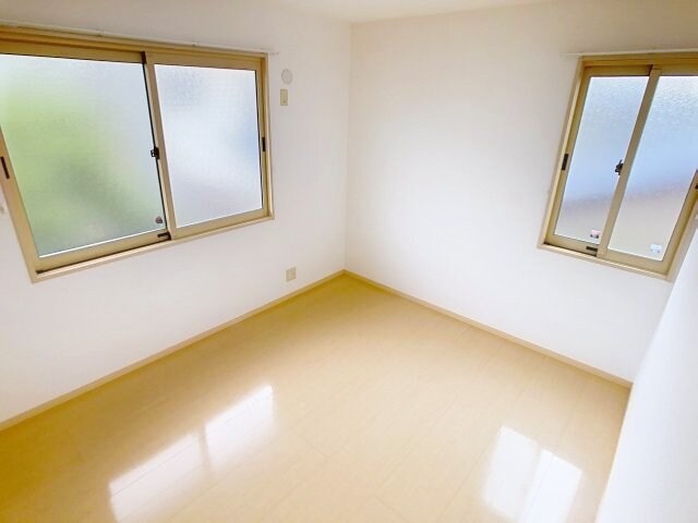 グランドソレーユ B棟の物件内観写真