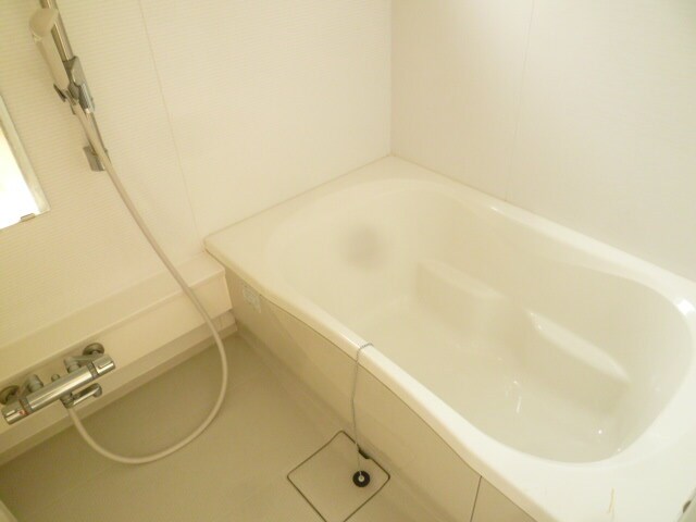 ファルカスⅡ A棟の物件内観写真