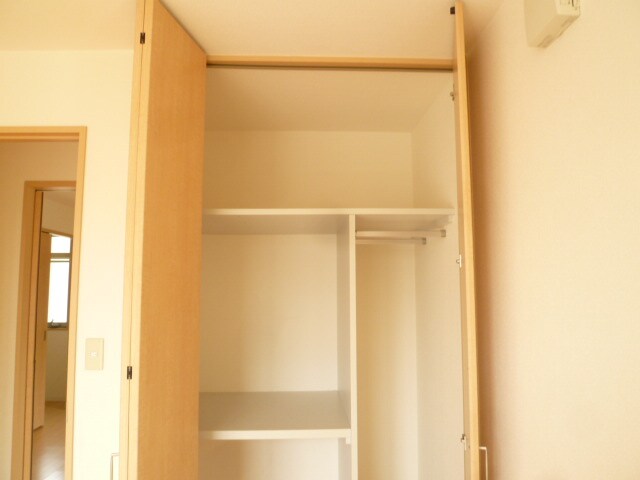 ファルカスⅡ A棟の物件内観写真