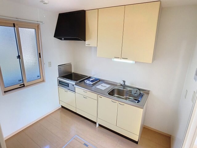 リビングタウン万々 B棟の物件内観写真