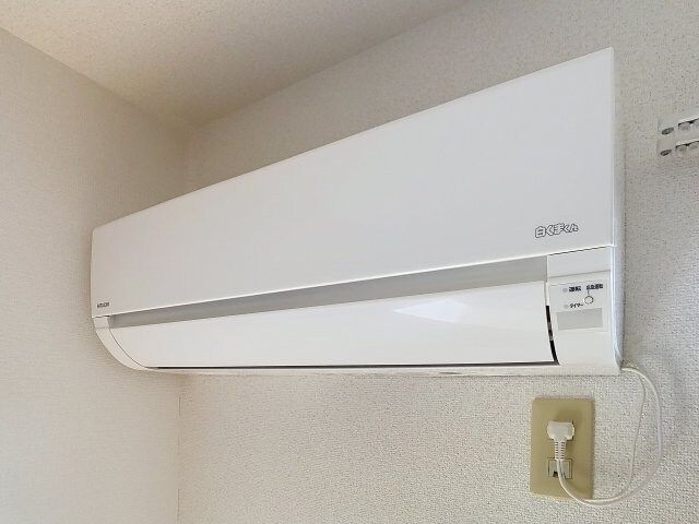 リビングタウン万々 B棟の物件内観写真