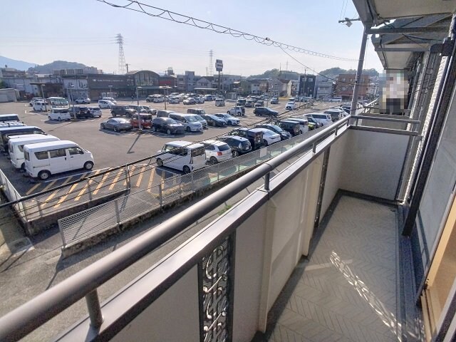 リビングタウン万々 B棟の物件内観写真