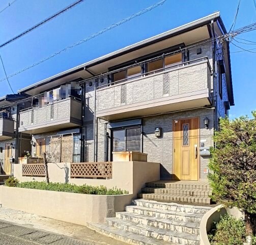 リビングタウン万々 B棟の物件外観写真