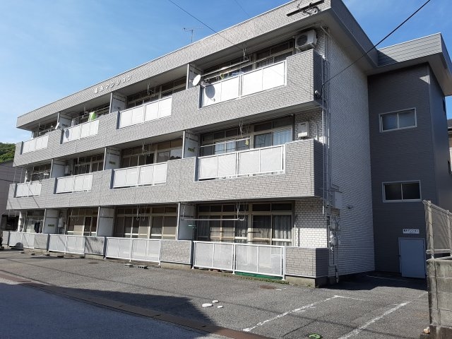 福永マンションの物件外観写真