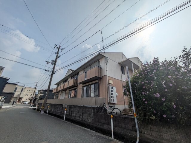 メゾンEYE A棟の物件外観写真