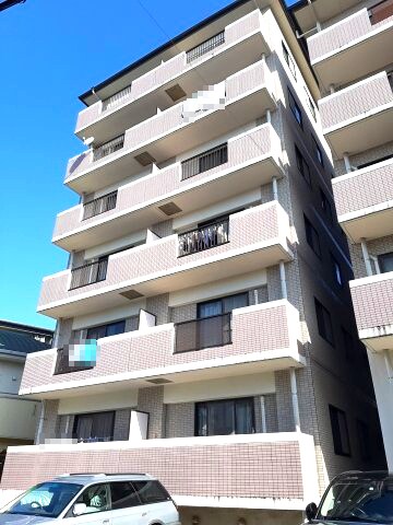 メロディハイム愛宕山の物件外観写真