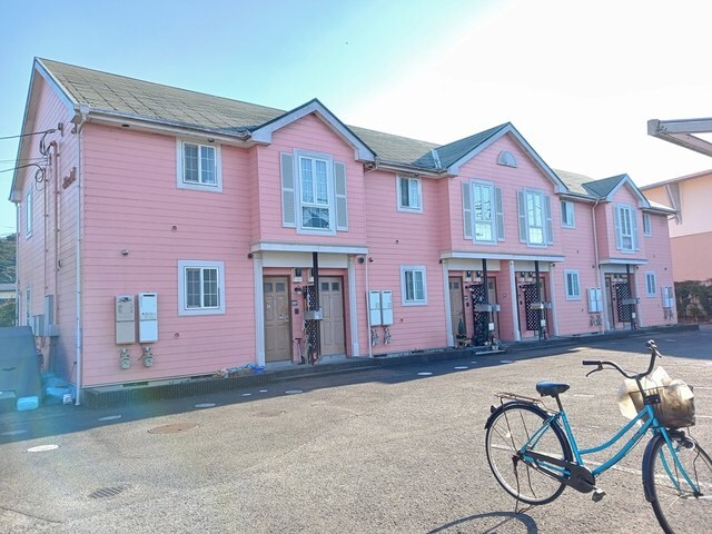 フローラルⅠの物件外観写真