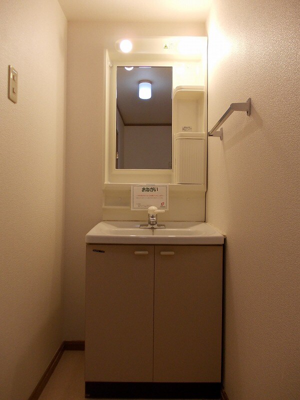 フローラルⅠの物件内観写真