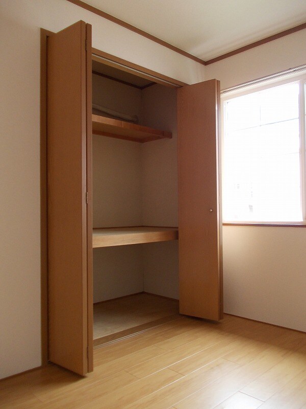 フローラルⅠの物件内観写真