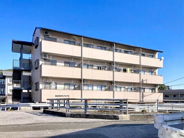 あざみのスクエア Ⅱの物件外観写真