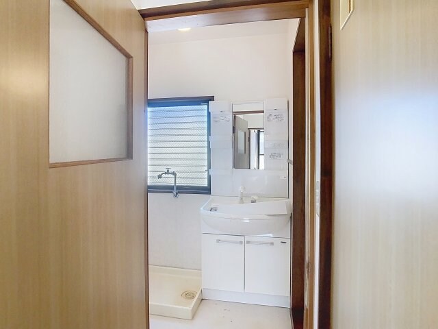 ロイヤルハウス比島 A棟の物件内観写真