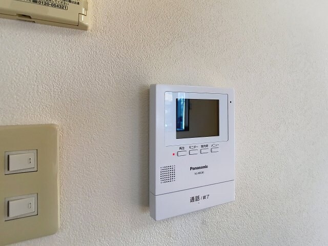 ロイヤルハウス比島 A棟の物件内観写真