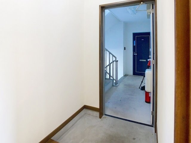 ロイヤルハウス比島 A棟の物件内観写真