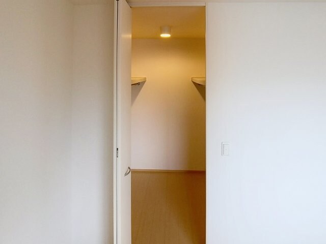 福井ガーデンハイツ A棟の物件内観写真