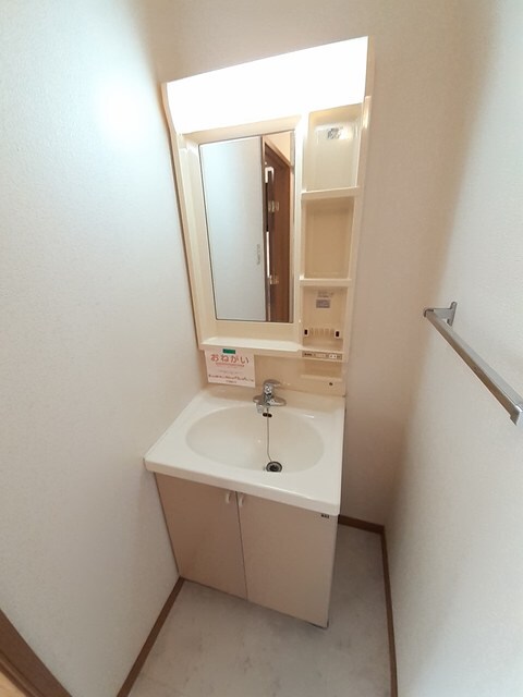 フローラル　Ⅱの物件内観写真