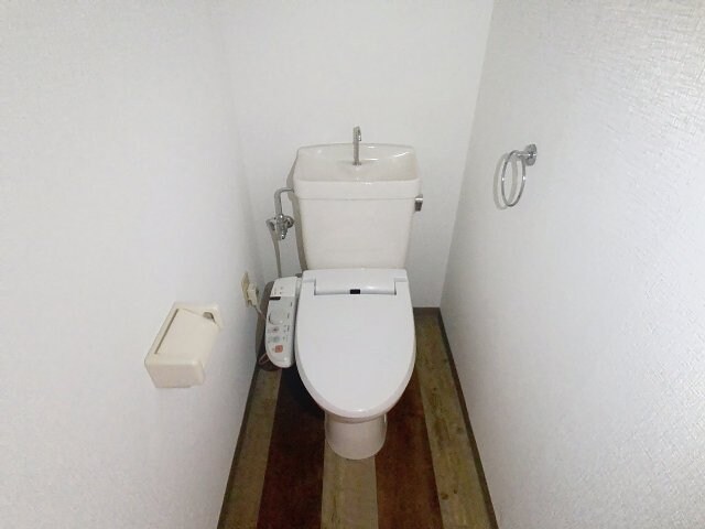 イーストハイツ(一宮)の物件内観写真