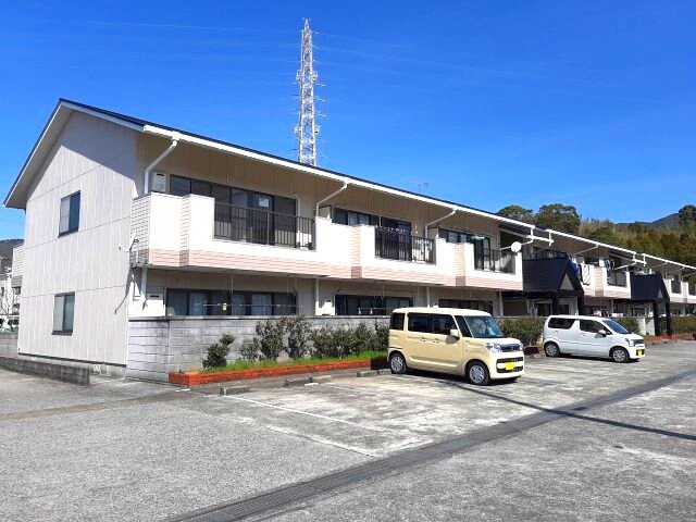 イーストハイツ(一宮)の物件外観写真