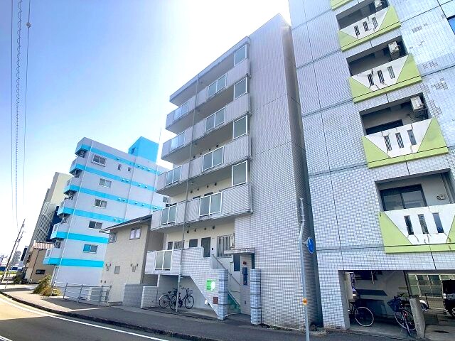 ハイブリッジの物件外観写真