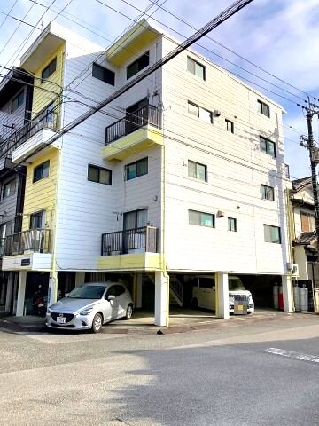 シャーロット葛島の物件外観写真