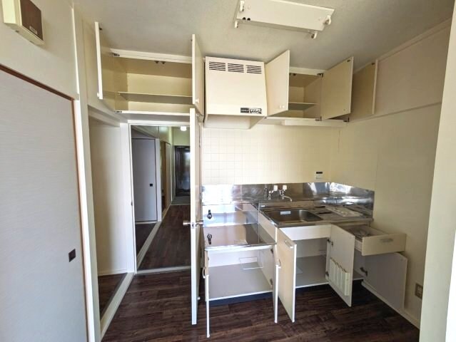 ヴィラナリー高知 1号棟の物件内観写真