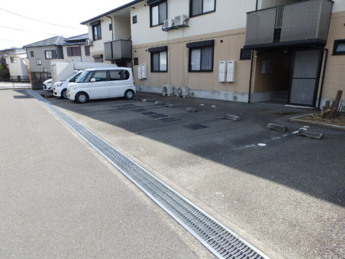 シャンポール Ⅱの物件外観写真