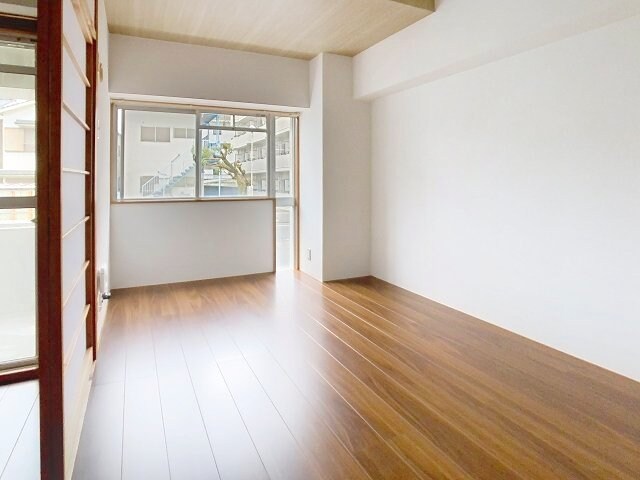 ヒルサイド小高坂の物件内観写真