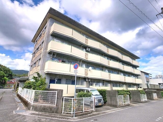 一ツ橋レジデンスの物件外観写真