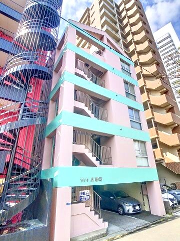 ヴィラ五番街の物件外観写真