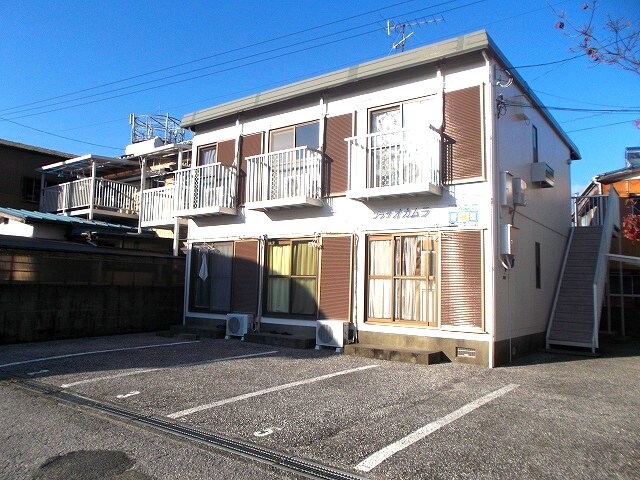 ラプレ鴨部上町の物件外観写真