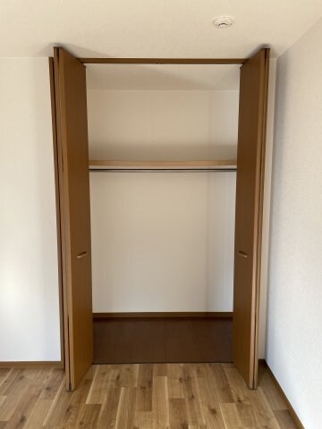 メゾン･テルシャトー E棟の物件内観写真