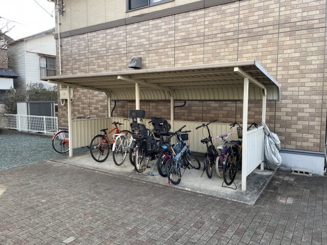 メゾン･テルシャトー E棟の物件内観写真