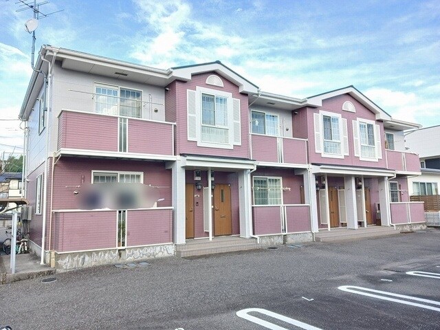 メゾン　マロニエの物件外観写真