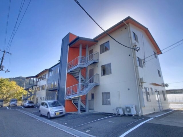 Villa Risaieの物件外観写真