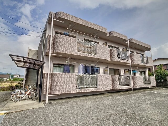 グリーンハウスの物件外観写真